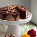 Feinstes Nougat-Törtchen mit gerösteten Nüssen[...]