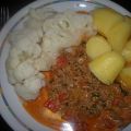 Blumenkohl in scharfer Hackfleischsauce