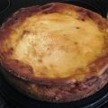 Käsetorte mit Kirschen