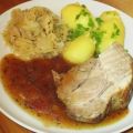 Knoblauchbraten geschmort in Kräutersoße