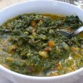 Dal mit Spinat und Karotten
