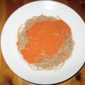 Nudeln mit Quark-Trauben-Soße