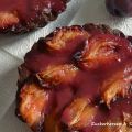 Und bitte!: Julias Pflaumen-Kirsch-Tartelettes