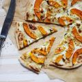 Kürbispizza mit Joghurtteig.