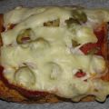 Ciabatta mit Salami, Zwiebel und Oliven[...]