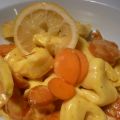 Käsetortellini mit Safran-Ingwer-Sauce und[...]