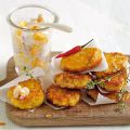 Kartoffeltaler mit Mango-Joghurt-Salsa