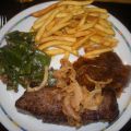 Zwiebelsteak mit Röstzwiebeln, Stangenbohnen[...]