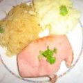 Kasseler mit Sauerkraut und Kartoffelpüree