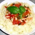 Garnelen mediterran auf Pasta