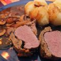 Schweinefilet im Kräuterteigmantel