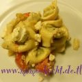 Tortelloni-Salat mit Tomaten und Feta