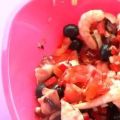 Spanischer Salat aus Tintenfisch und Garnelen[...]