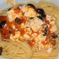 Spaghetti mit Schafskäse und Oliven