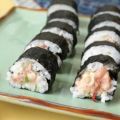 Scharfes Thunfisch Sushi (Spicy Tuna Roll)