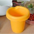 Kinder in der Küche: Quarkbecher mit Erdbeeren