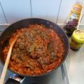 Hackfleisch-Tomaten-Soße für Nudeln