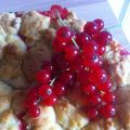 Puddingkuchen mit Johannesbeeren