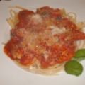Spaghetti  mit Tomaten - Basilikum - Sosse