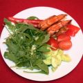 Salat mit Scampi und Antipasti