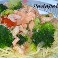Spaghetti mit Broccoli-Lachs