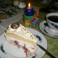 Kirschtorte mit Joghurt-Mascarpone-Haube