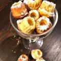 Mini-Guglhupf mit Apfel, Zitrone und Mandeln