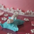 Blütenpaste und Modellierfondant