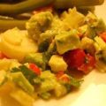 Salat mit Palmenherzen, Avocado und Ei