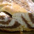 Kuchen: Mein gefüllter Hefezopf