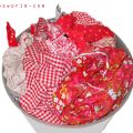 How to make a scrap wreath