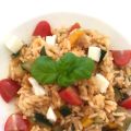 Gemüse-Reis-Pfanne mit Mozzarella