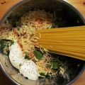 One-Pot-Pasta mit Spinat