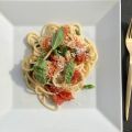 Pasta mit kalten Tomaten