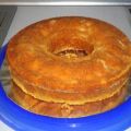 Safran - Apfel - Kuchen mit Marzipan und Nüssen