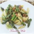 Im Land der Gewürze: NUDELN MIT SPARGEL UND[...]