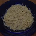 Spaghetti mit Thunfisch und Petersilie