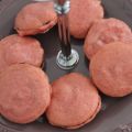 Étagère avec macarons