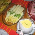 Spargel mit Schinken, Kratzede und Sauce[...]