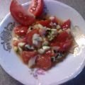 Tomatensalat mit Zucchini