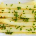 Spargel mit Kräuterbutter