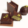 Matcha-Nougat-Marzipan Pralinen