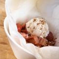Rhabarber-Erdbeer mit Eis
