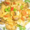 Chili-Hähnchentopf mit Gemüse und Penne