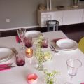 Joghurt-Vanille-Mousse mit Erdbeersalat und[...]