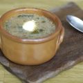 Botwinka - polnische Rote Bete-Grün-Suppe