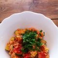 Warmer Tomaten-Couscous mit Zucchini