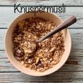 Knuspermüsli mit Cashewkernen und Feigen