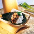 Temaki-Sushi mit Hähnchenbrust & Spinat