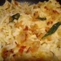 Cremige Käsespätzle mit Salbei